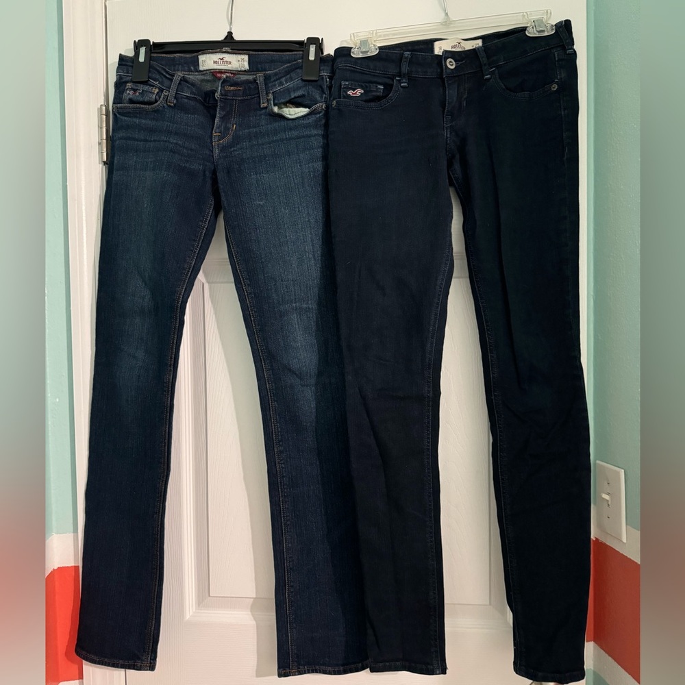 2 pair Hollister skinny jeans